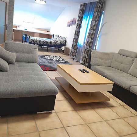 Ferienwohnung In ארפשטט מראה חיצוני תמונה